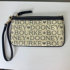 Dooney & Bourke Large Zip Wristlet - Black & Cream